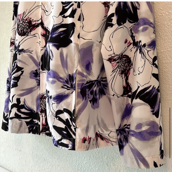 Zenergy by Chico’s Lightweight Water Color Jacket - Picture 8 of 15